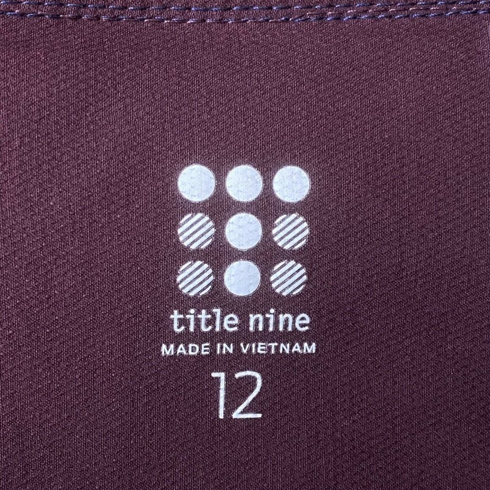 SOLD** Title Nine Women's Size 12 CLAMBER Hiking Climbing Shorts 5" Maroon - Picture 6 of 12